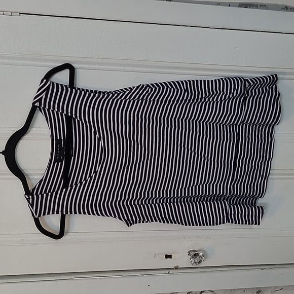 Ladies Tahari Tank - Medium - Picture 1 of 5